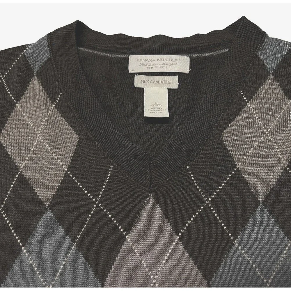 BANANA REPUBLIC Mens Silk Cashmere Diamond Argyle Vneck Sweater Small Brown Blue